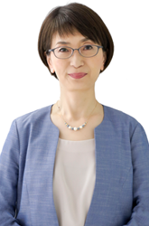 万徳なお子