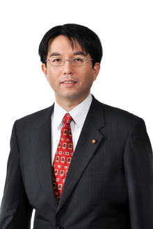 山脇智